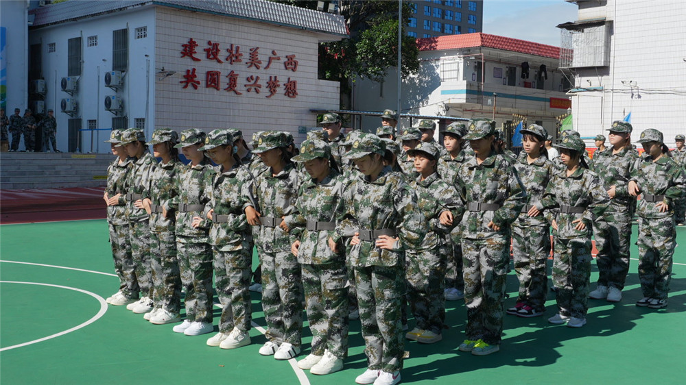 军训进行时 | 每一帧都是最燃的青春(图1)