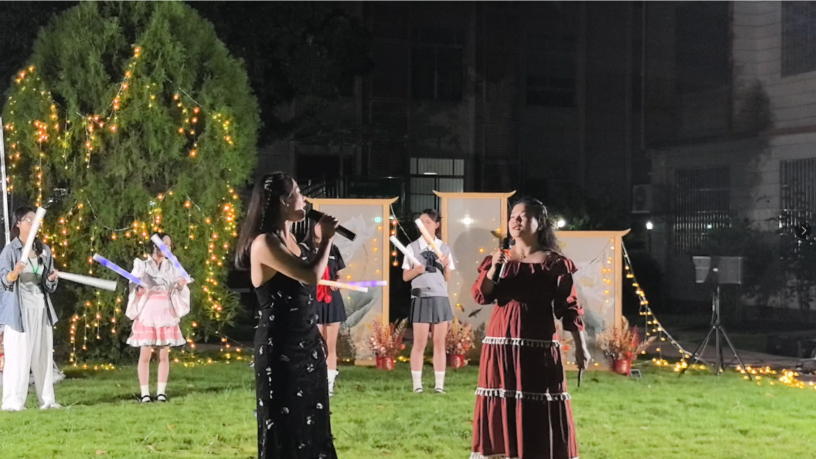 月满中秋 乐动青春——学校迎国庆·庆中秋草坪音乐节火热开唱(图9)
