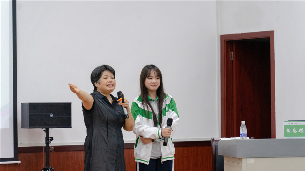 青春不迷茫，成长有力量 —— 我校开展中职生青春期心理成长讲座(图3)