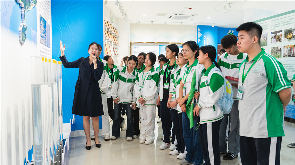 国家水网 世纪画卷——我校开展2026年“世界水日”“中国水周”暨节水科普实践教育活动(图3) 国家水网 世纪画卷——我校开展2026年“世界水日”“中国水周”暨节水科普实践教育活动(图3)