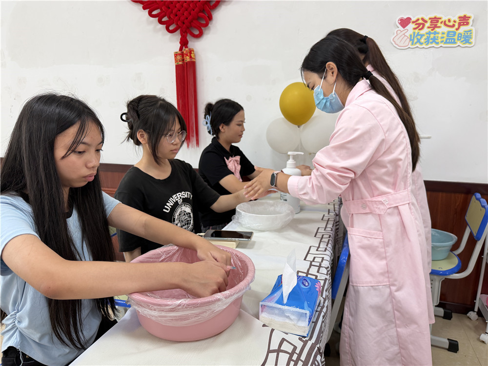 现场直击|广西群贤技工学校校园开放日火爆!免费实操、到访有礼、报名抽大奖!(图23) 现场直击|广西群贤技工学校校园开放日火爆!免费实操、到访有礼、报名抽大奖!(图23)