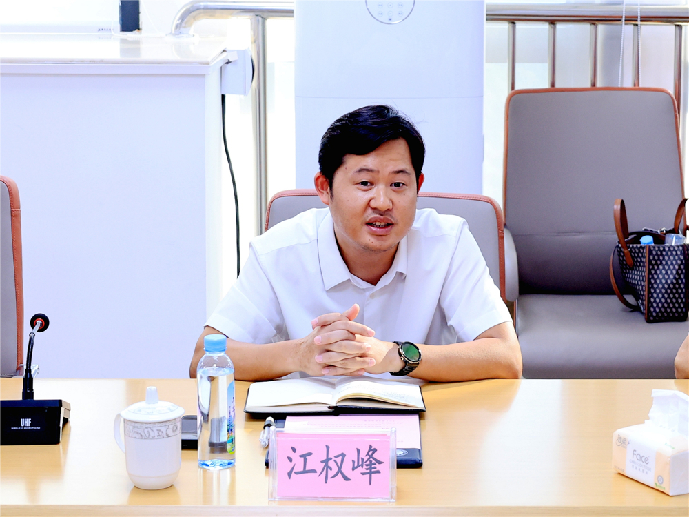 借鉴成熟经验 赋能创新发展——广西群贤技工学校赴广西医科大学玉林校区、附设玉林卫生学校学习交流(图6) 借鉴成熟经验 赋能创新发展——广西群贤技工学校赴广西医科大学玉林校区、附设玉林卫生学校学习交流(图6)