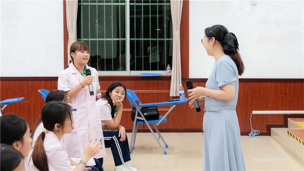 研学进行时|广西群贤技工学校26级美容保健专业赴佐登妮丝(广州)美容化妆品有限公司研学(图11) 研学进行时|广西群贤技工学校26级美容保健专业赴佐登妮丝(广州)美容化妆品有限公司研学(图11)