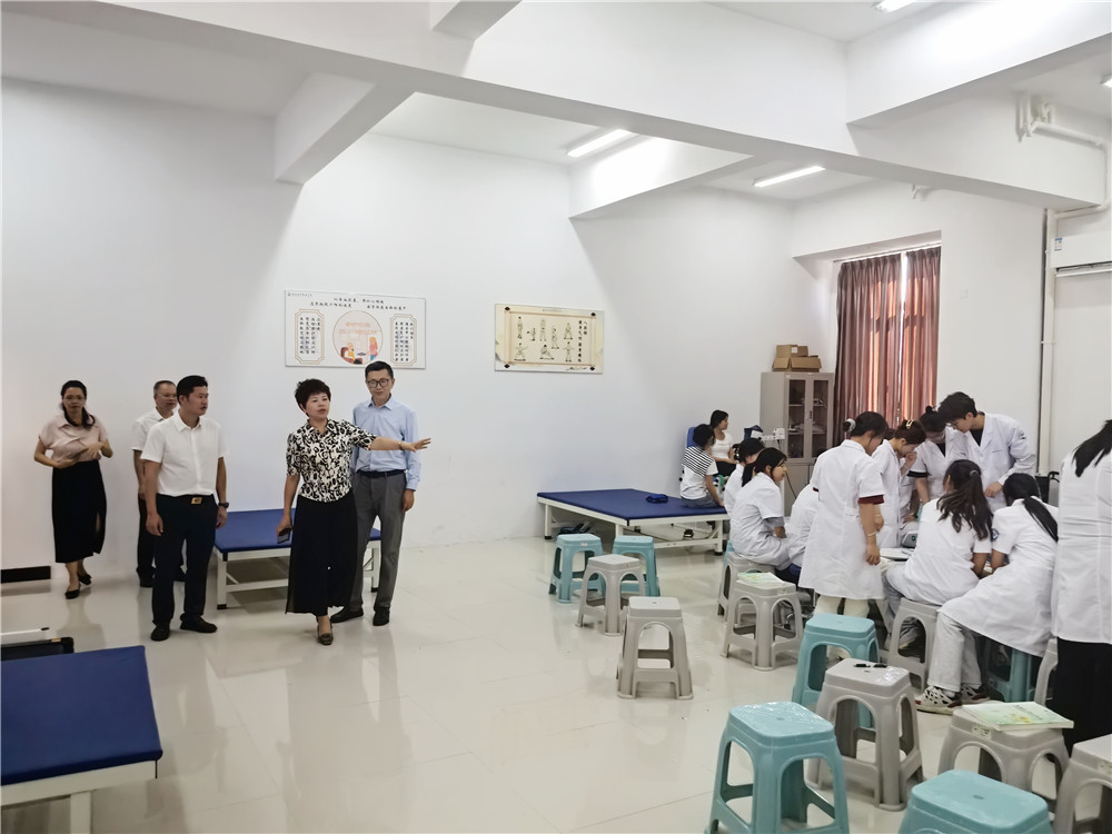 交流经验 共促康养 ——我校赴北海康养职业学院交流学习(图6)