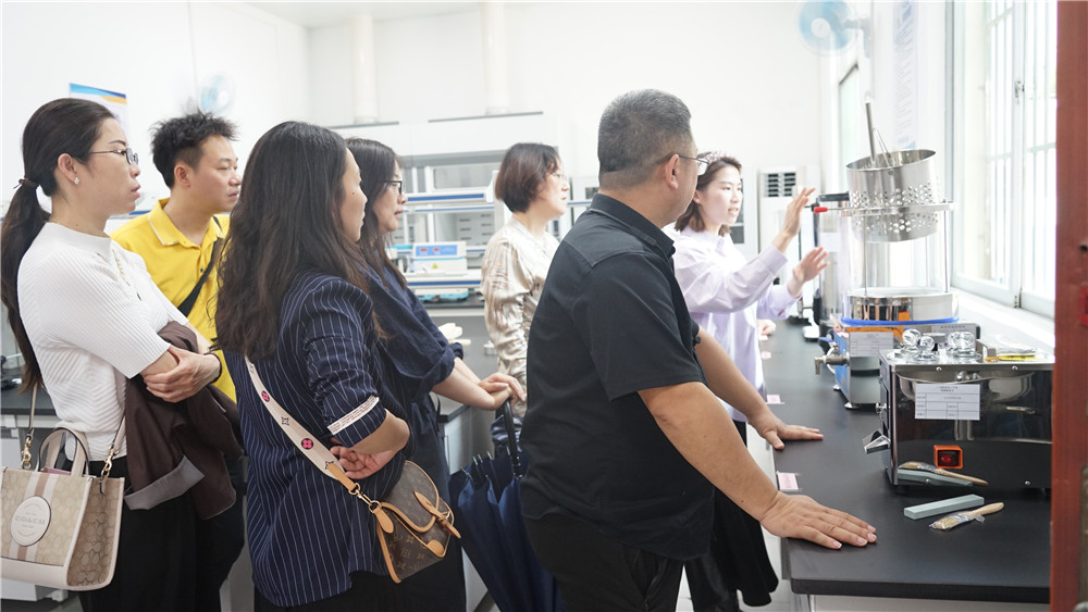 自治区人社厅专家组到校开展2025年新设专业现场核查评估工作(图2)