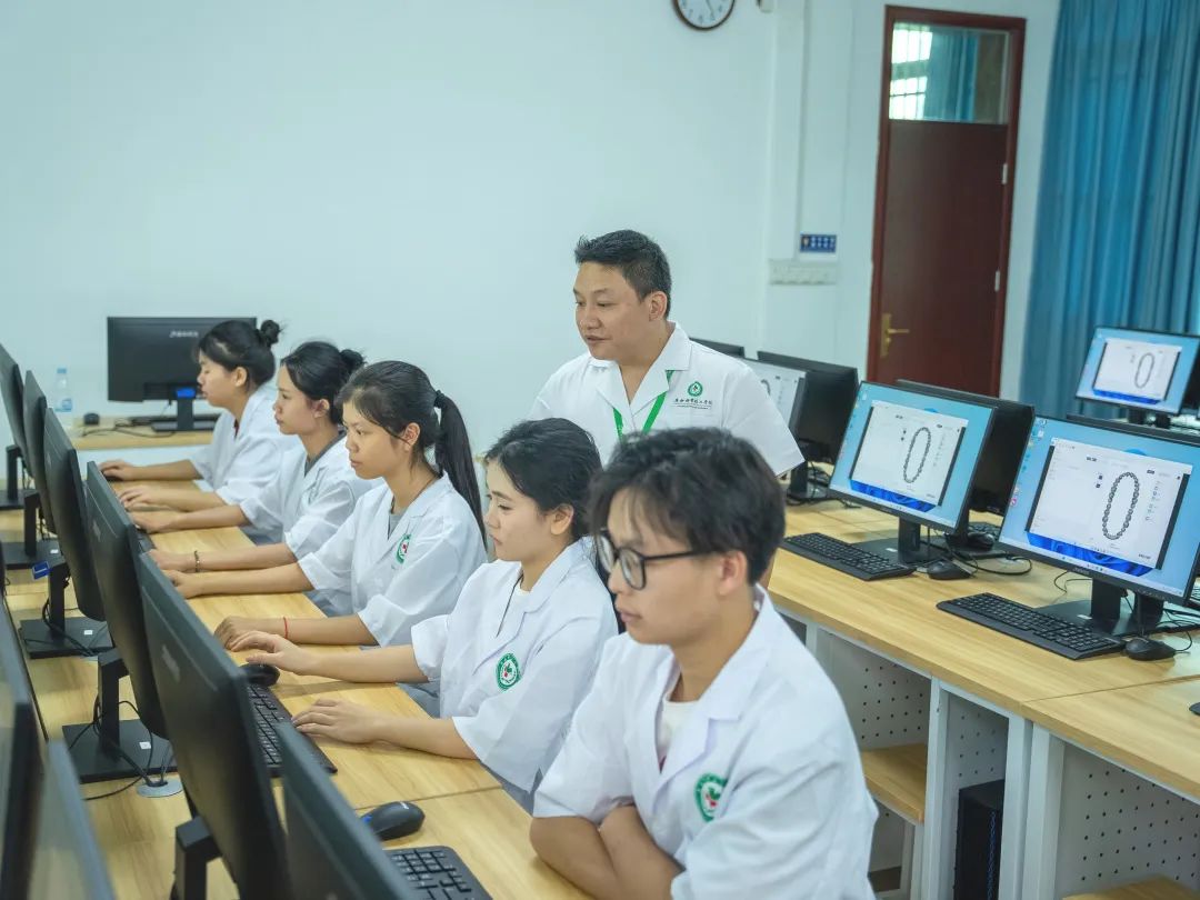 口腔义齿制造(图4)