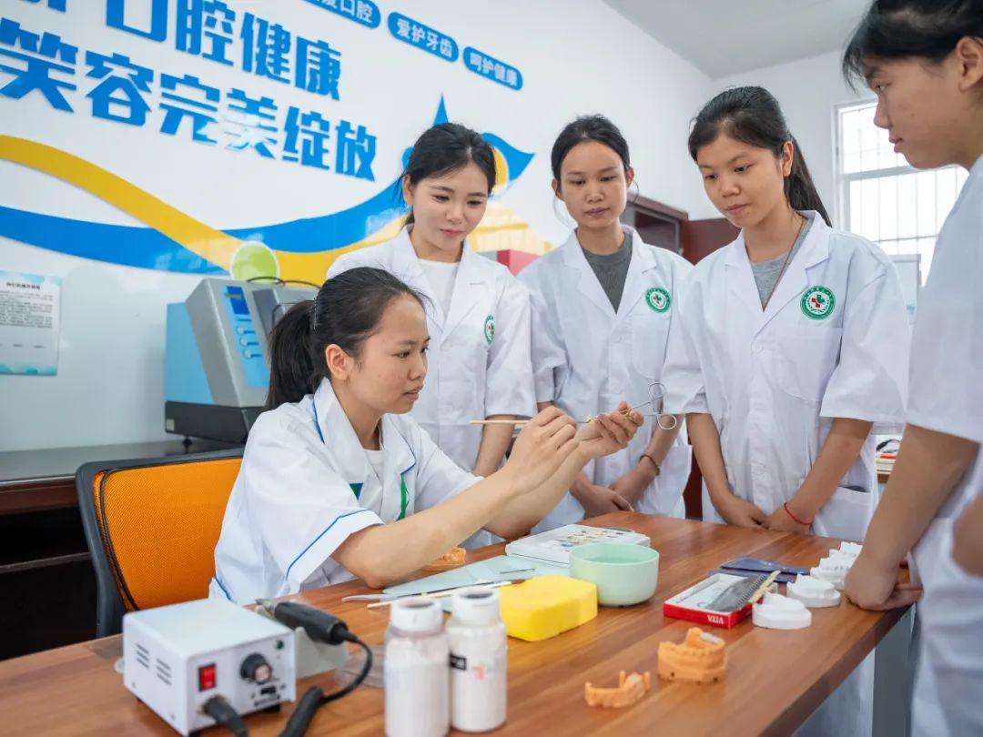 口腔义齿制造(图5)