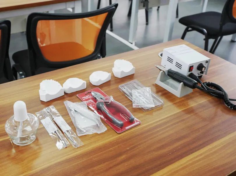 口腔义齿制造(图12)