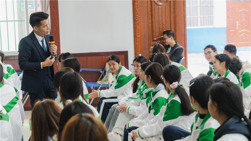 心理+法治双轨护航，硬核呵护我校青少年成长！(图8)