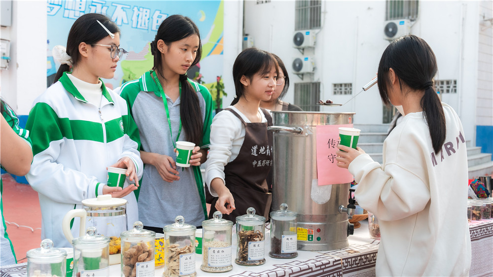 社团开放日 | 绽放青春光彩 共筑多彩校园(图1)