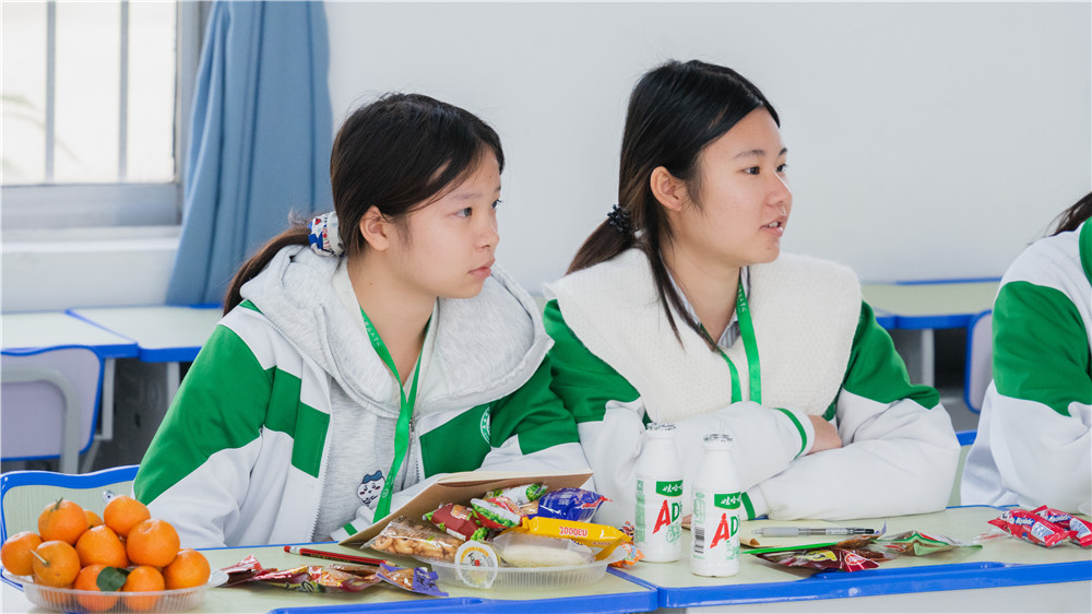 倾听心声 共话成长|我校召开学生代表座谈会(图5)