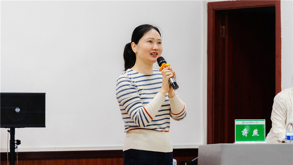 青春无“艾”・边界有度——南宁市计生协联合我校开设青春健康教育知识讲座(图2)