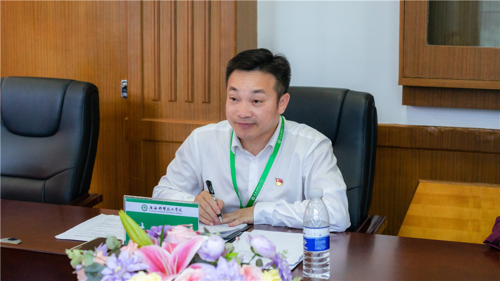 党建引领 | 中共广西群贤技工学校支部圆满召开第一次党员大会选举产生首任支部书记(图3)