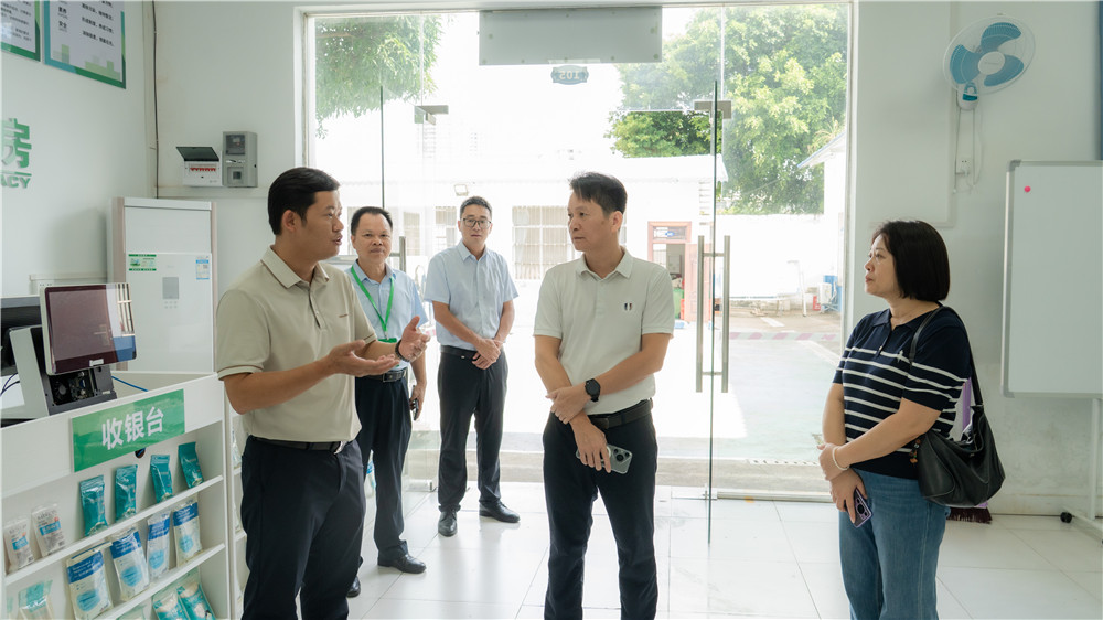 广西建工建筑安装技工学校到我校开展交流活动(图2) 广西建工建筑安装技工学校到我校开展交流活动(图2)